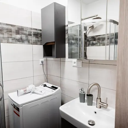 Ah Lomená Appartamento Košice